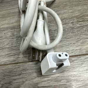 Genuine Apple (Volex) APC7H  2.5A 125V 6Ft AC Power Cord